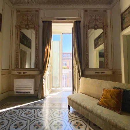 Bed & Breakfast Mea Domus Mergellina Naples