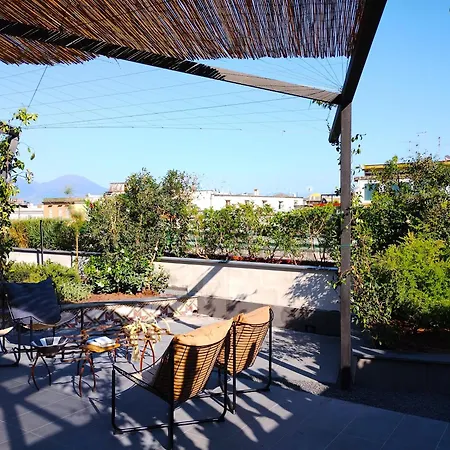 Bed & Breakfast Mea Domus Mergellina Naples