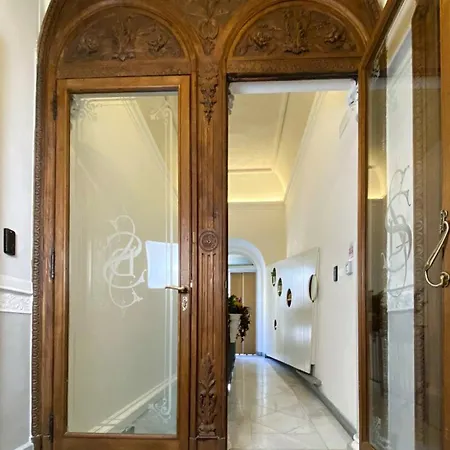 Mea Domus Mergellina Nocleg ze śniadaniem 4*
